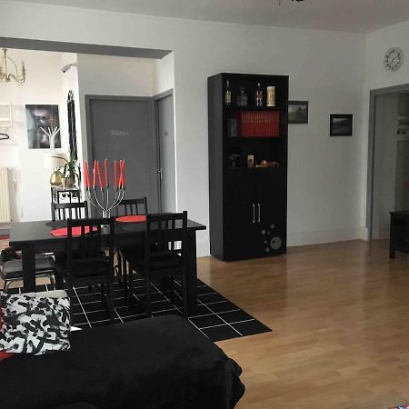 Appartement Spacieux Flize Buitenkant foto