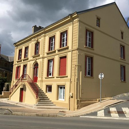 Appartement Spacieux Flize Buitenkant foto