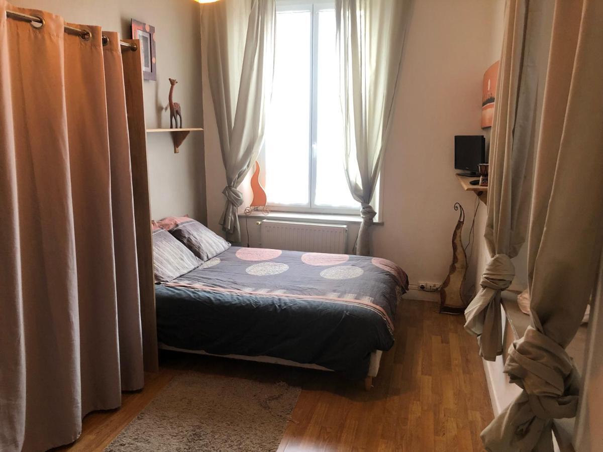 Appartement Spacieux Flize Buitenkant foto