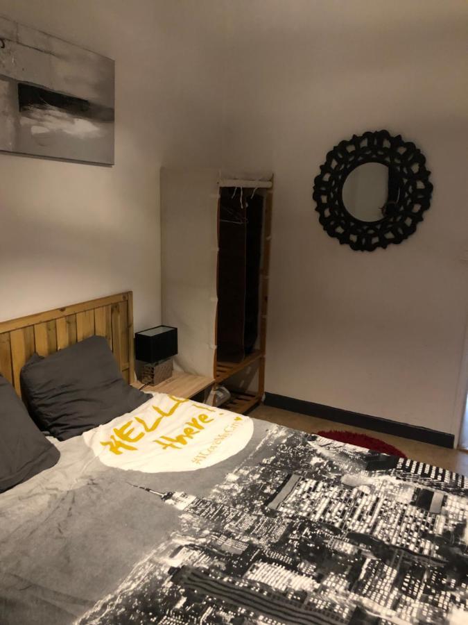 Appartement Spacieux Flize Buitenkant foto