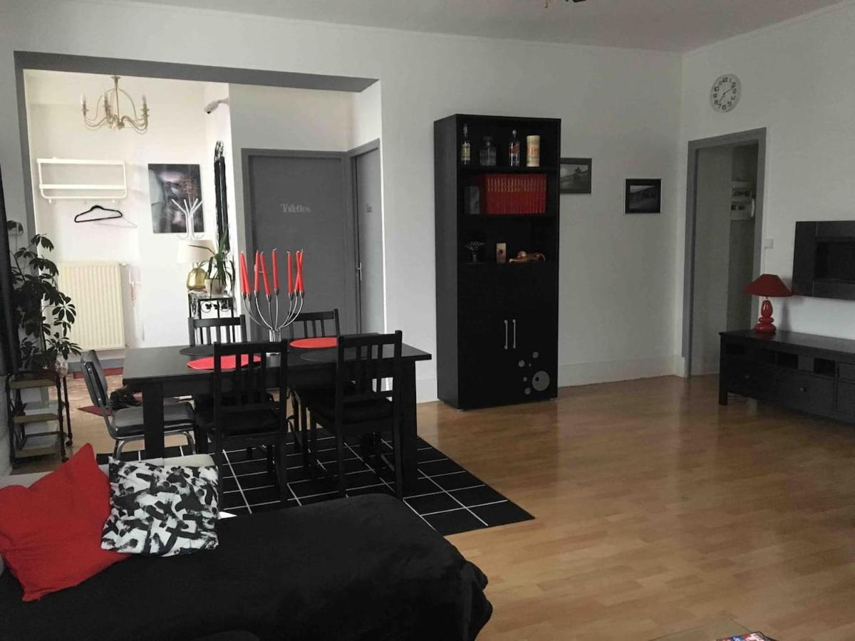 Appartement Spacieux Flize Buitenkant foto