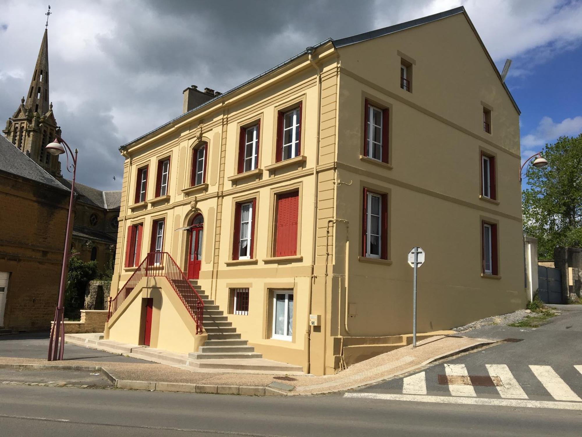 Appartement Spacieux Flize Buitenkant foto